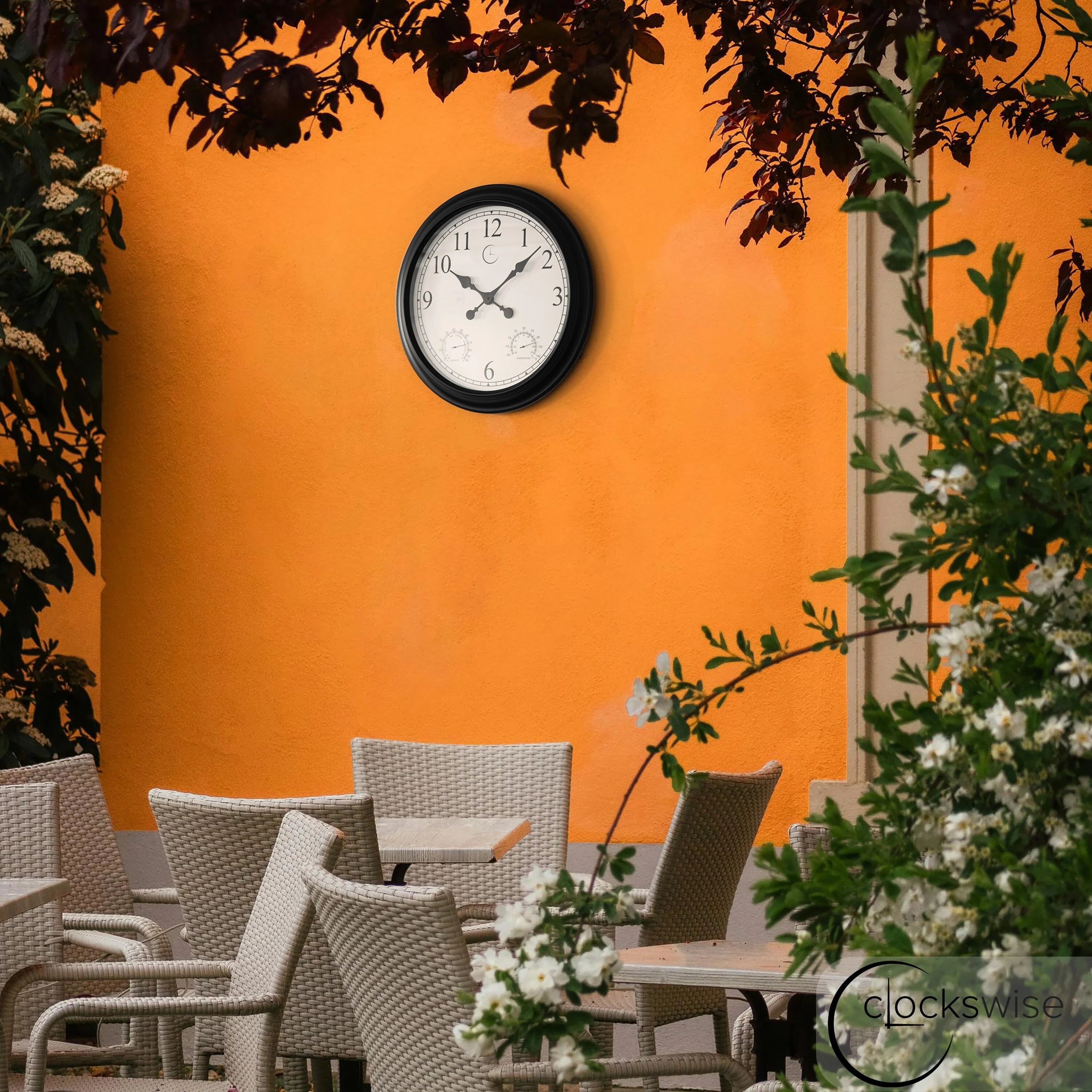 Large Outdoor Wall Clock Thermometer Combo, Waterproof Silent Garden Weather Station Home Indoor Patio Pool Black
